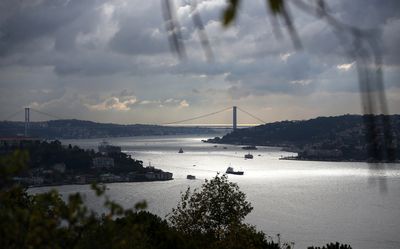 Giant chessboard: Istanbul ship-spotters monitor moves for war