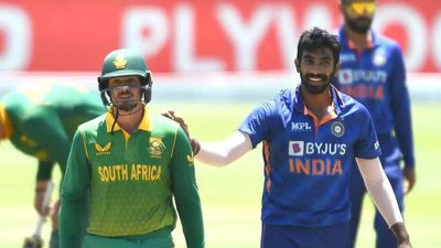 India fined for slow over-rate in third ODI against South Africa
