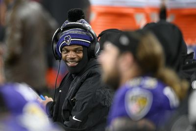 Ravens QB Lamar Jackson talks about importance of team bonding