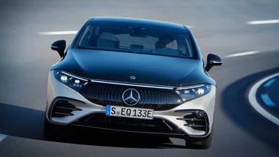 Mercedes-Benz Plug-In Car Sales In 2021: Up 69% To 227,458