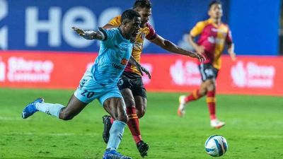 ISL: Ogbeche's hat-trick helps Hyderabad beat East Bengal 4-0