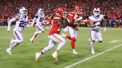 The 5 Best Plays From the Chiefs–Bills Instant Classic