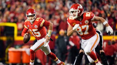 Mahomes, Kelce Explain Pre-Snap Look From Bills That Led to Clutch Reception