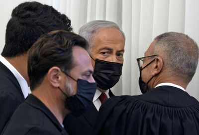 Netanyahu denies reports of plea deal forcing him from politics