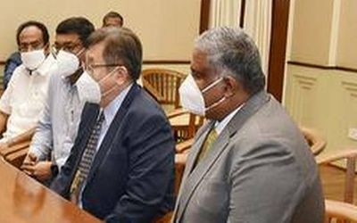 Foxconn V-P calls on CM