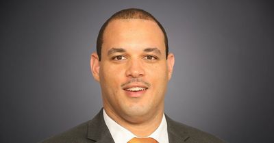 Bears interview potential GM Morocco Brown