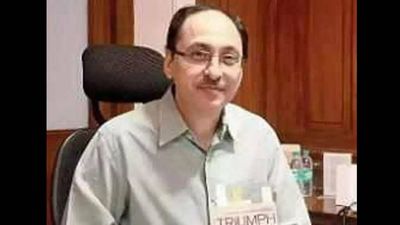 Bombay HC questions Maharashtra govt on Sitaram Kunte's flip-flop over names for DGP post