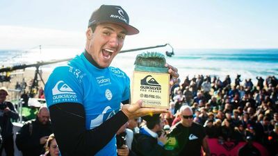 Gabriel Medina withdraws from Pro Pipeline and takes a break from surfing after 'difficult time'