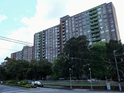 Housing stress continues to soar: report
