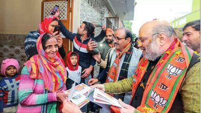 Uttar Pradesh: BJP tries to recreate script of 2017 elections to pin SP