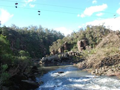 Search for swimmer at Tasmanian gorge