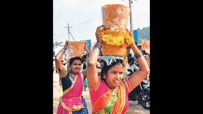 Telangana to sanitise Medaram from Covid worries