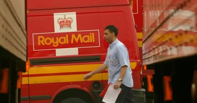 Royal Mail set to cut hundreds of jobs to reduce company costs