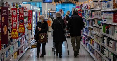 Sainsbury's issues face mask update to all shoppers ahead of new rules this week