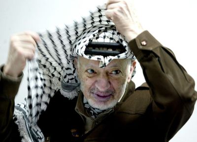 Palestinian museum pulls Arafat caricatures after outrage