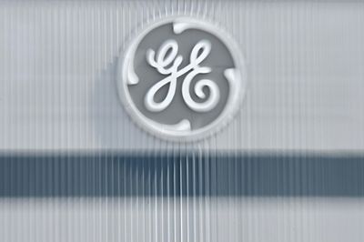 GE sees revenues rising in 2022 after drop in Q4