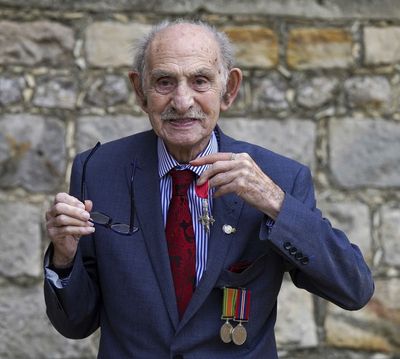 Honorary vice president of Magic Circle receives MBE at 102