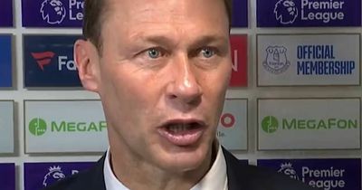 Duncan Ferguson explains Aston Villa substitutions and Everton break plan