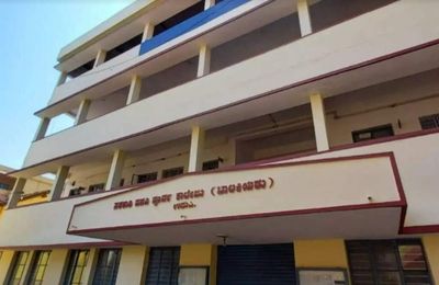 Karnataka 'hijab' row: Udupi college directed to maintain status quo