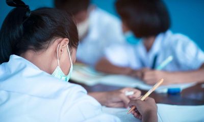 Parents in NSW threatened with court action for keeping children home from school