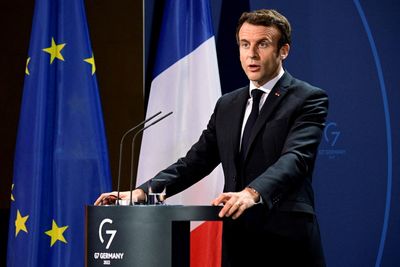 Macron to seek clarification of Putin's Ukraine intentions in phone call