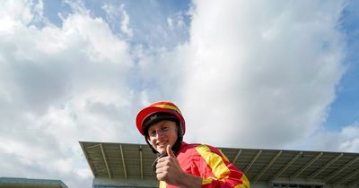 Jockeys claim removing racecourse saunas and weight changes will force riders into 'flipping'