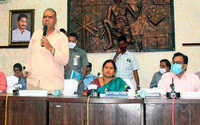 Vizag has all the advantages to grow as a major tourist destination in State, says Muttamsetti