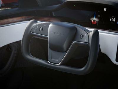 Tesla May Already Be Updating Its Yoke Steering To Add Back A Traditional Horn