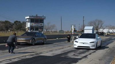 Lucid Air Vs Tesla Model S Plaid Is Fastest Silent Drag Race Ever