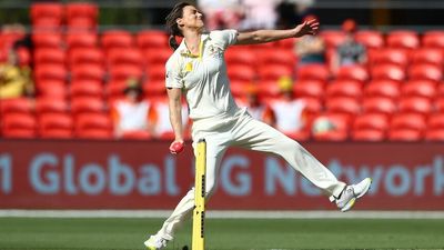 Ellyse Perry set to return for Australia, with the four-day Test playing a vital role in deciding the Ashes