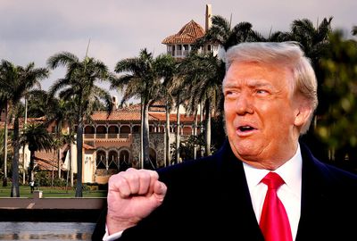 Trump begs at Mar-a-Lago: "Please clap"