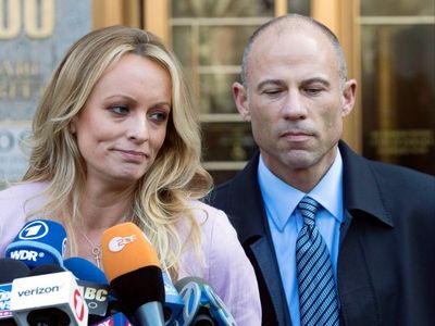 Avenatti trial: Stormy Daniels seeks to block ‘irrelevant’ questions as former lawyer drops defence team