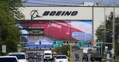 Boeing’s 787 problems lead to $4 billion loss