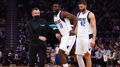 Mavericks Forward Tim Hardaway Jr. Suffers Foot Fracture, No Timetable for Return