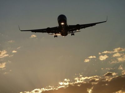 Boeing Stock Sits Near Key Level: What's Next After Earnings?