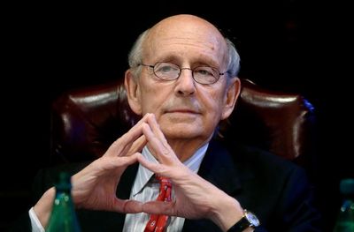 AP sources: Justice Breyer to retire; Biden to fill vacancy