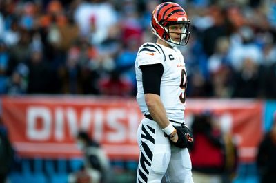 Joe Burrow called his own plays vs. Titans when headset went out