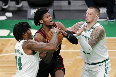 Report: Boston did ‘due diligence’ on Daniel Theis; Robert Williams III getting trade interest