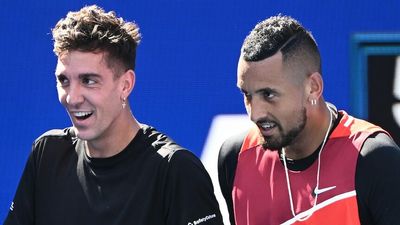 Pub rock tennis: How Nick Kyrgios and Thanasi Kokkinakis are bringing crowds back to doubles