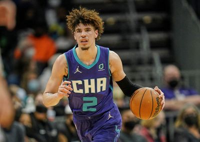 The Hornets, LaMelo, wouldn’t stop beating up the Pacers, who were already dead