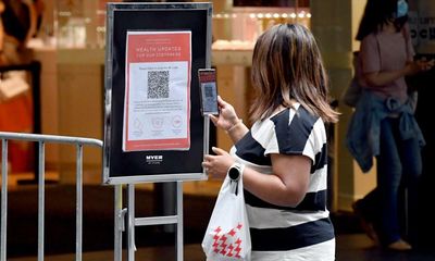 QR code check-ins ‘useless’ in Australia’s Omicron wave but experts urge for them to stay