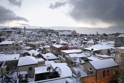 Jerusalem blanketed in white after rare snowfall