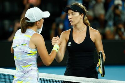Australian Open LIVE: Danielle Collins vs Iga Swiatek tennis result after Ash Barty defeats Madison Keys