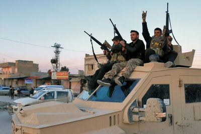 Syria Kurds hunt down jihadists after prison attack