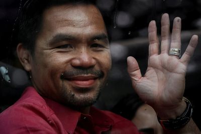Pacquiao challenges Philippine officials to disclose wealth