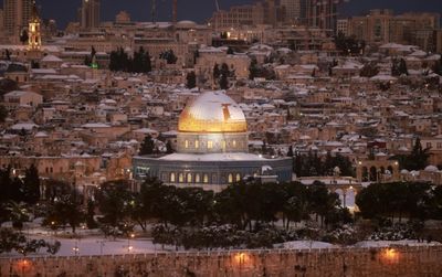 Rare snowfall carpets Jerusalem