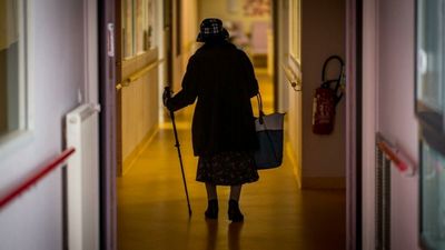 France demands answers over 'gross negligence' in nursing homes