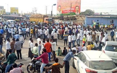 2022 Republic Day: Protests in Raichur for removing Ambedkar portrait from dais