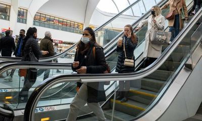 ‘I’ll wear one for the foreseeable’: masks abound despite England rule change