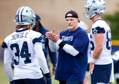 Dan Quinn staying with Cowboys as defensive coordinator